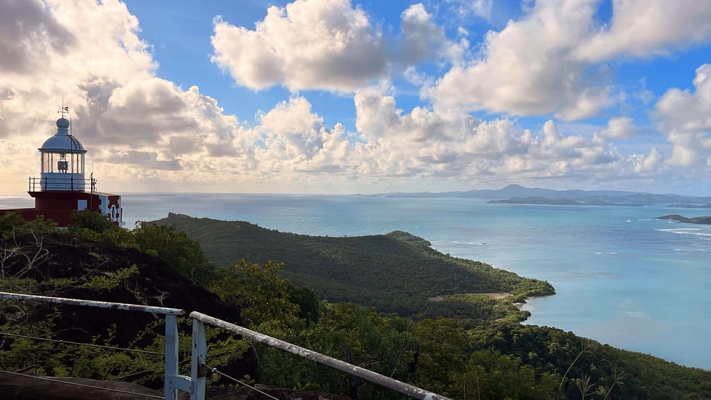 Phare de la Presqu'île de la Caravelle à Trinité en Martinique - Gîte Caracoli