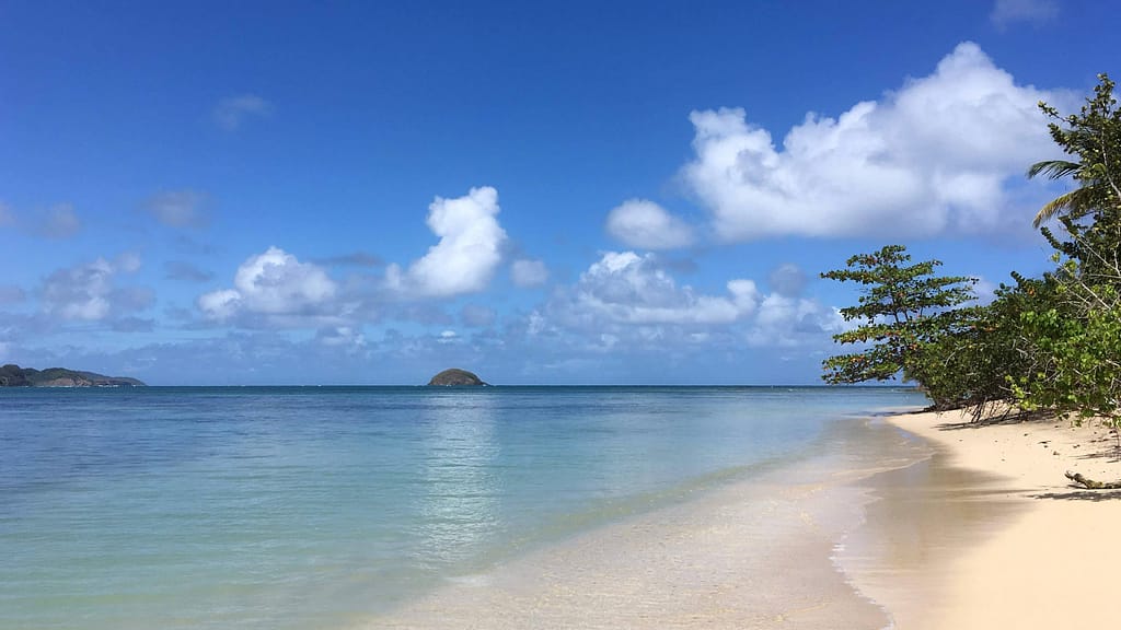 Plage de l'autre bord à Trinité en Martinique - Gîte Caracoli